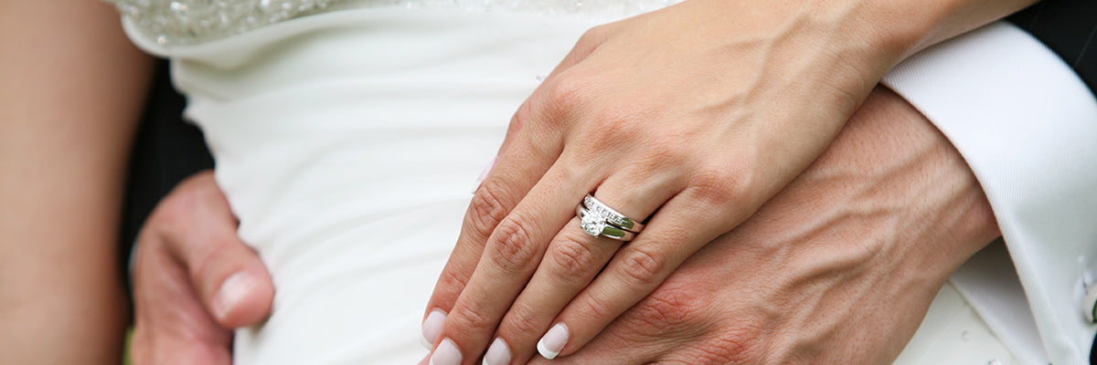 Best Tips To Make Your Engagement Ring Look Bigger